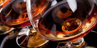 Коньяк на разлив: технология производства, плюсы покупки онлайн