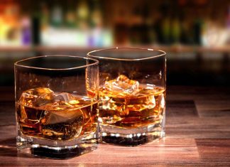 Купить коньяк на разлив: что нужно знать?