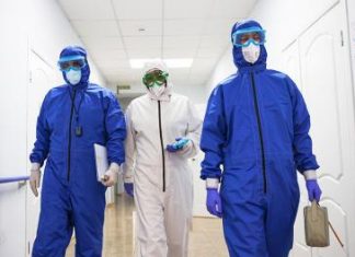 COVID-19: «Дельта» отступает перед «Омикроном»