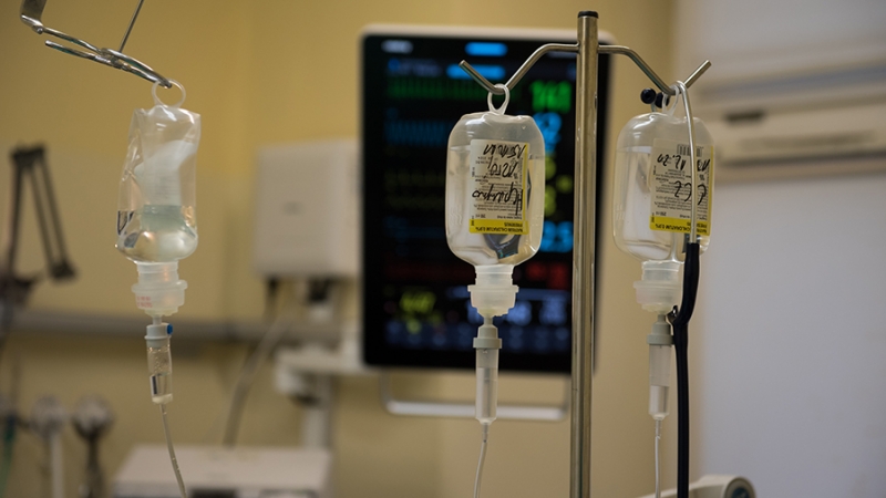 Эксперты назвали необычный симптом штамма «Омикрон»