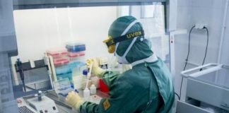 Коронавирус: «Омикрон» из ЮАР заставит переделывать «Спутник» из России?