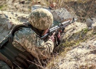 На Донбассе четыре обстрела за сутки