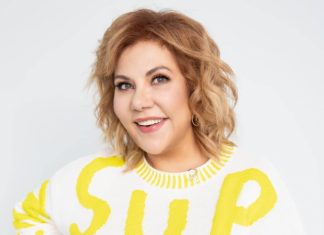 Над книгой Марины Федункив пошутили из-за метки 18+