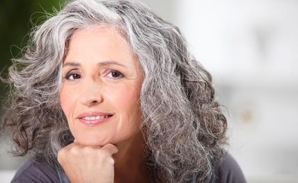 Седина и лицо без морщин — это сексуально!