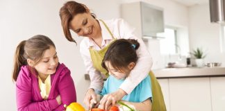 Ученые из Британии назвали способ убедить детей есть больше овощей