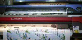 Печать на пленке: преимущества, для кого будет интересна