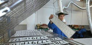 Зачем может понадобится замена авто номеров