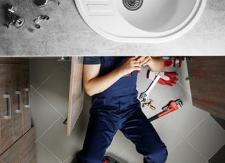 Прочистка канализации: когда нужна