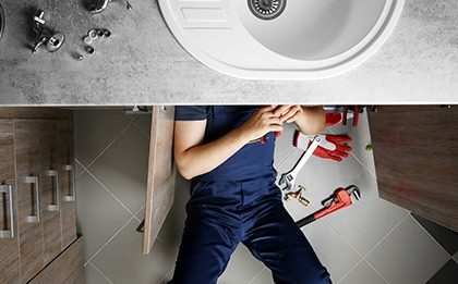 Прочистка канализации: когда нужна