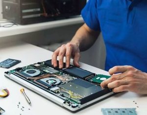 Почему сильно шумит и греется ноутбук? Причины и что делать?