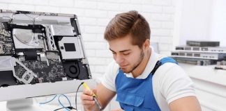 Поломка компьютера: преимущества вызова мастера на дом