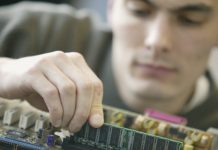 Ремонт компьютера: как вызвать мастера на дом