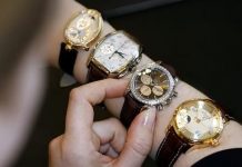 Как сдать оригинальные наручные часы в ломбард