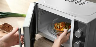 Ремонт микроволновки: самые распространенные поломки и когда обращаться к специалисту