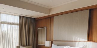 Скрытый плинтус: эстетика и функциональность в современном интерьере