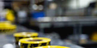 Скотч с логотипом компании: эффективный инструмент рекламы