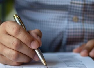 Зачем заказать изготовление факсимиле: важность и практическое применение