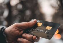 Особенности пользования кредитными картами: преимущества и риски