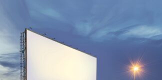 Сила наружной рекламы: привлечение аудитории в цифровую эпоху