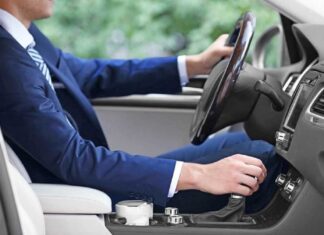 Нанять водителя: зачем и как это сделать?