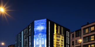 ARTSLIDE: Искусство слайд-мэппинга и его влияние на современную культуру