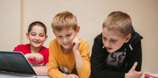 Робототехника для детей: увлекательное путешествие в мир технологий