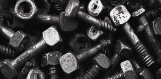 Нержавеющий крепеж: Надежность и долговечность в любых условиях
